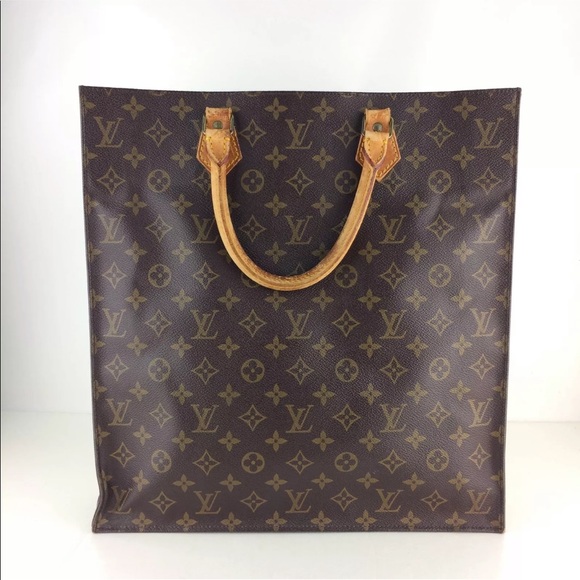 Louis Vuitton Handbags - Authentic Louis Vuitton sac plat tote bag